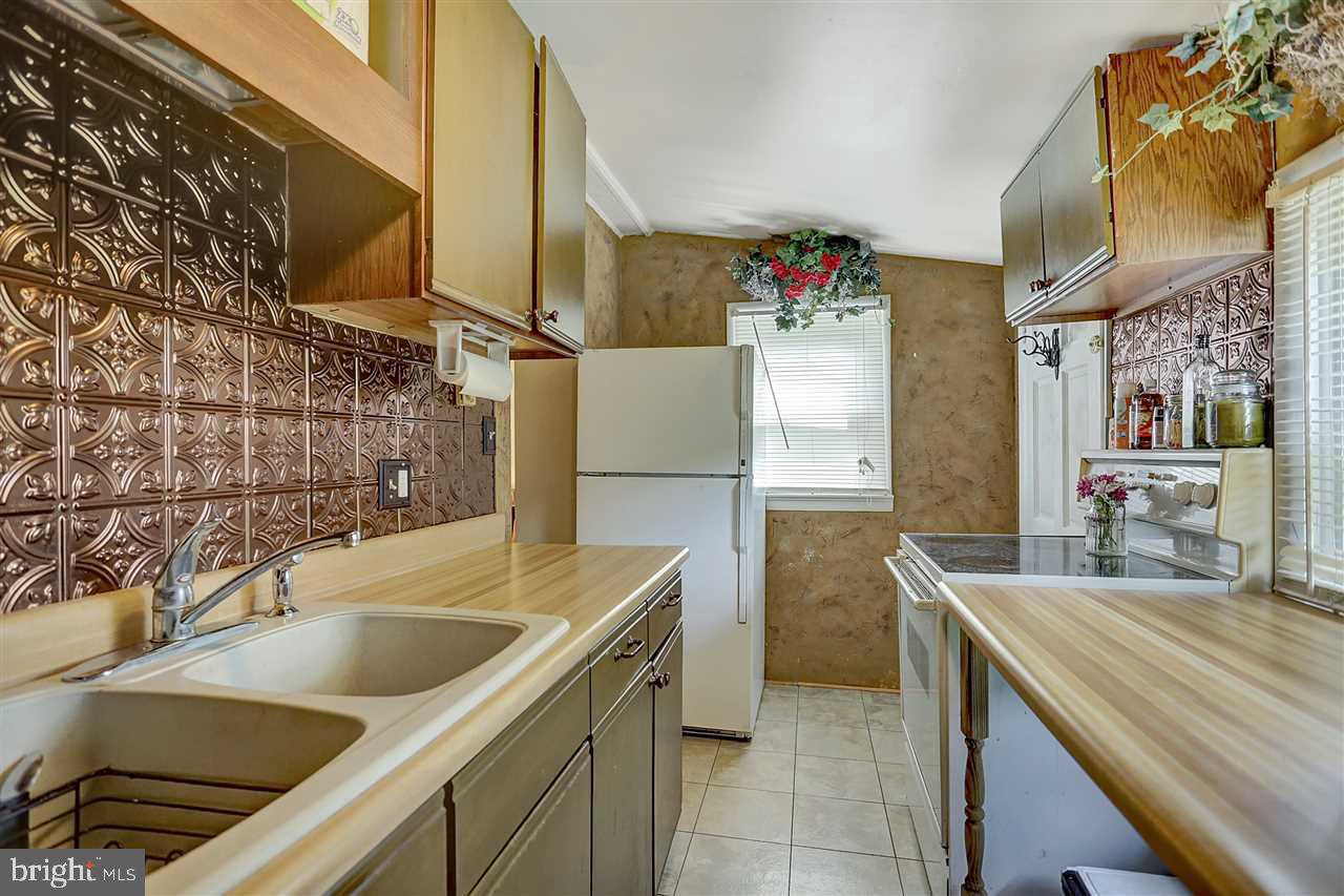 2043 West Trindle Road Carlisle, PA 17013 - Photo 16 of 25 Gallery Image 16