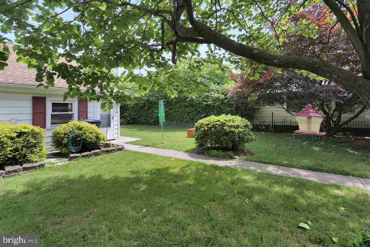 2043 West Trindle Road Carlisle, PA 17013 - Photo 7 of 25 Gallery Image 7