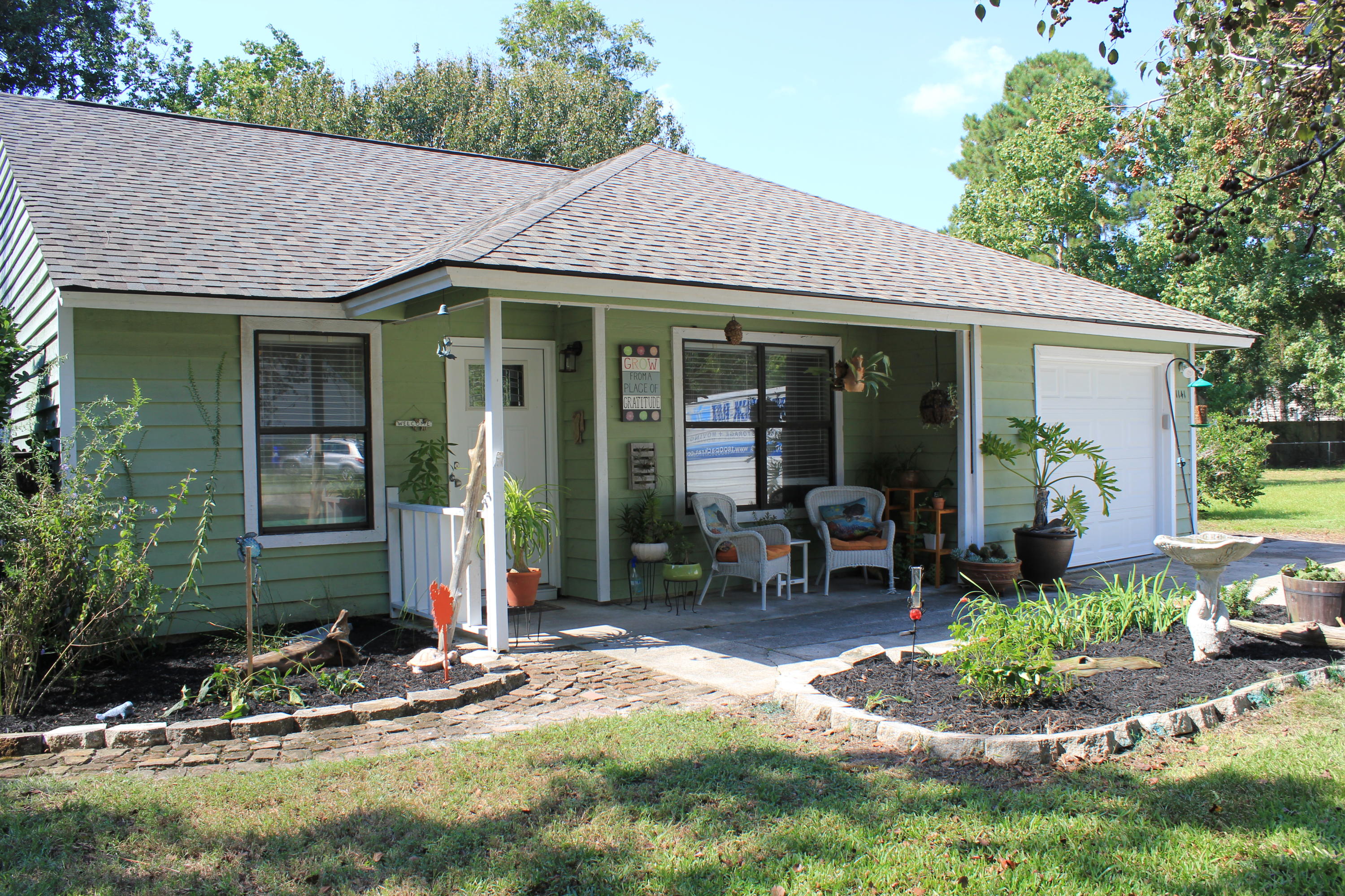 1141 Bellwood Road Charleston, SC 29412 - Photo 1 of 23 1141_Bellwood_8