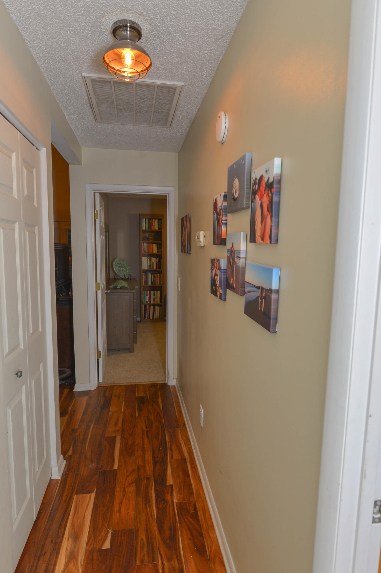1141 Bellwood Road Charleston, SC 29412 - Photo 21 of 23 Hallway (1 of 1)