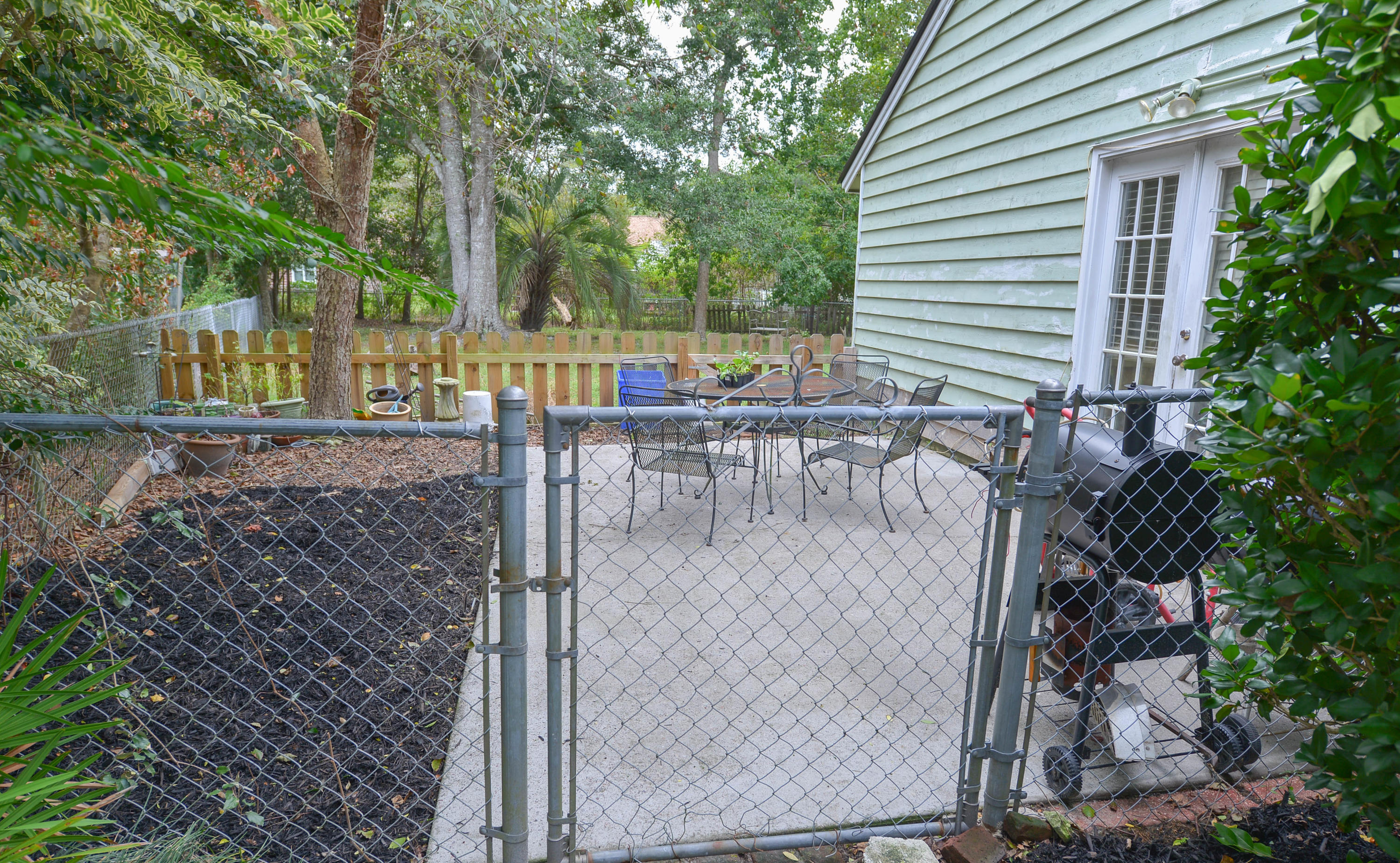 1141 Bellwood Road Charleston, SC 29412 - Photo 22 of 23 Exterio (1 of 1)
