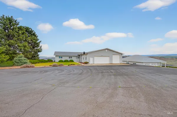 $849,000 | 3015 Grandview Drive, Clarkston, WA 99403