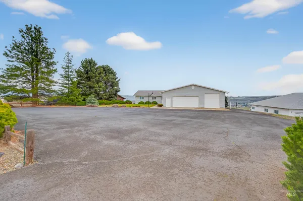 $849,000 | 3015 Grandview Drive, Clarkston, WA 99403