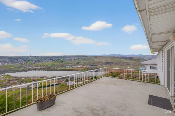 $849,000 | 3015 Grandview Drive, Clarkston, WA 99403