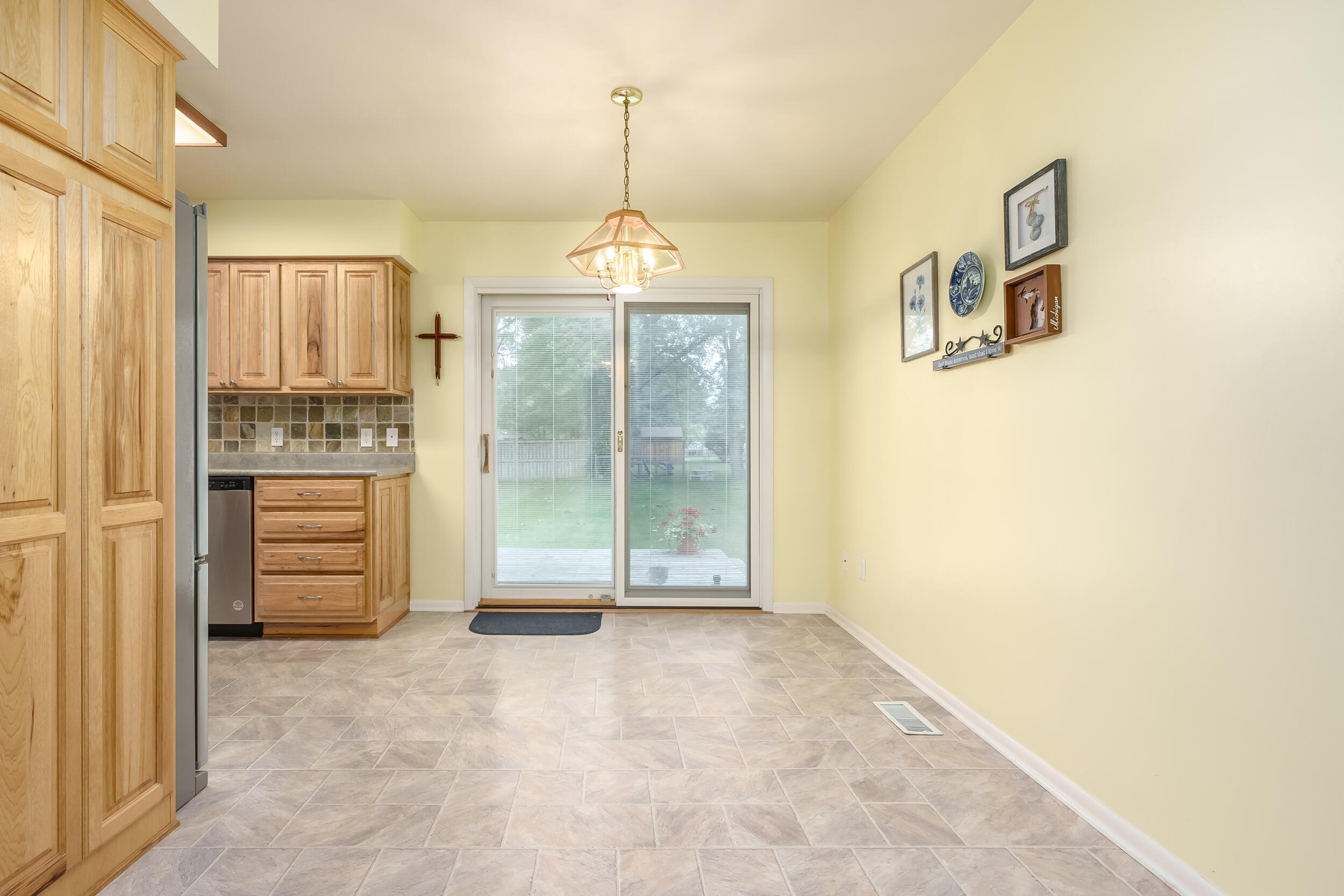 2727 Romence Road Portage, MI 49024 - Photo 7 of 29 Romence_Rd_2727_Portage_49024-5