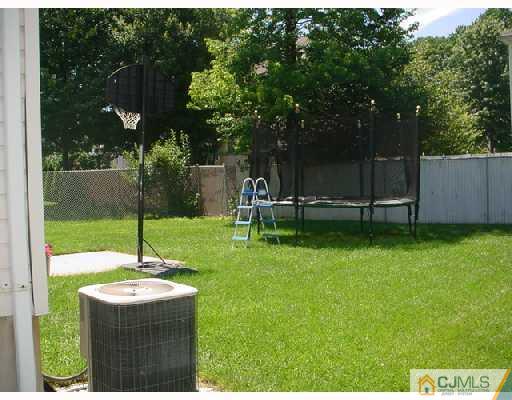 18 Putnam Road Monmouth Junction, NJ 08852 - Photo 8 of 8 Gallery Image 8