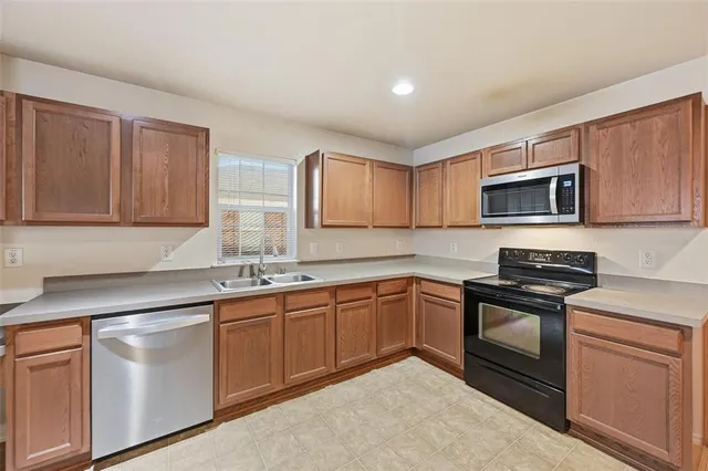 $314,900 | 8118 York Beach Place, Arlington, TX 76002