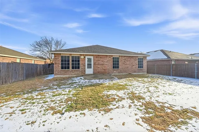 $314,900 | 8118 York Beach Place, Arlington, TX 76002