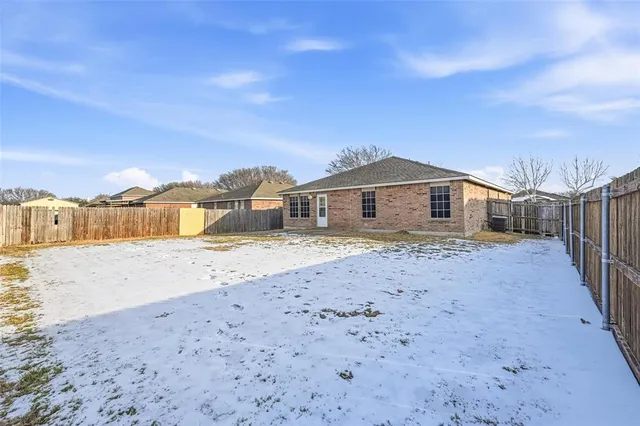 $314,900 | 8118 York Beach Place, Arlington, TX 76002