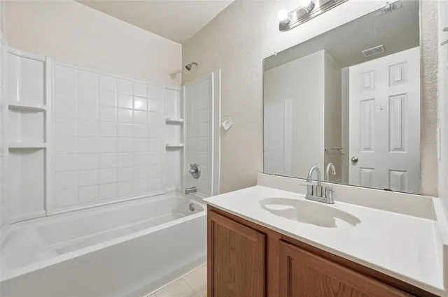 $314,900 | 8118 York Beach Place, Arlington, TX 76002