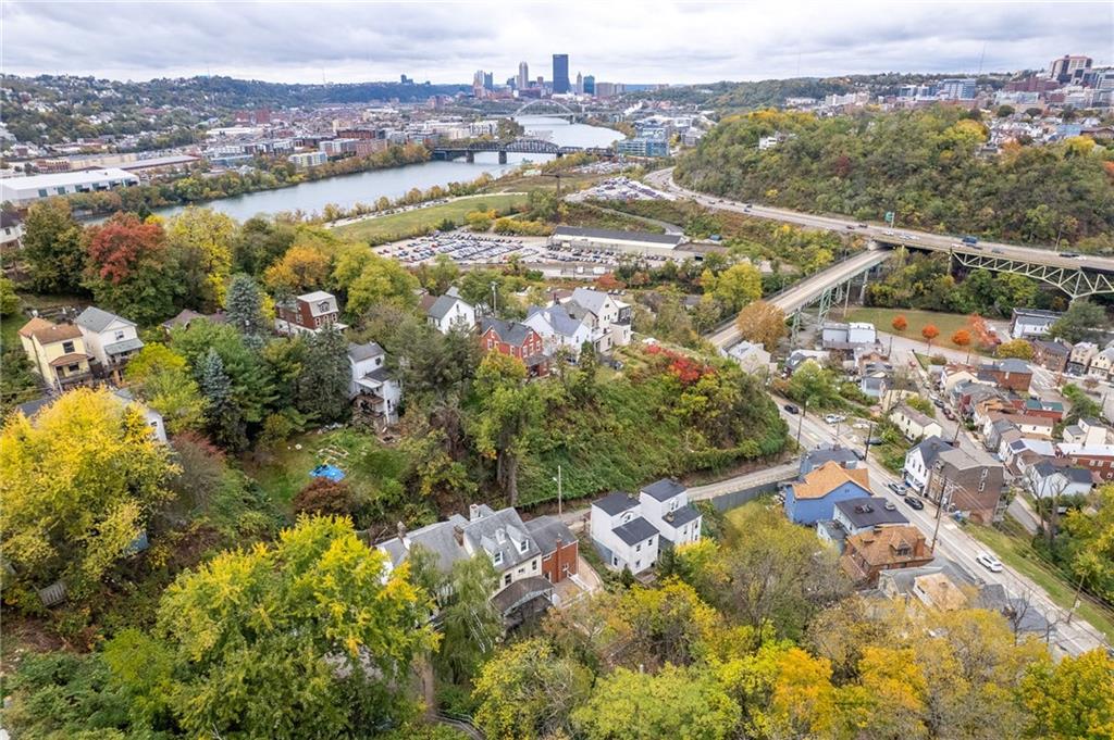 6 Tunstall Street Pittsburgh, PA 15207 - Photo 49 of 49 Close proximity to downtown