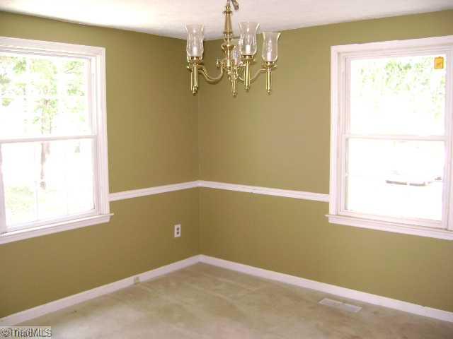 2213 Whites Mill Road High Point, NC 27265 - Photo 6 of 14 Dining Room.