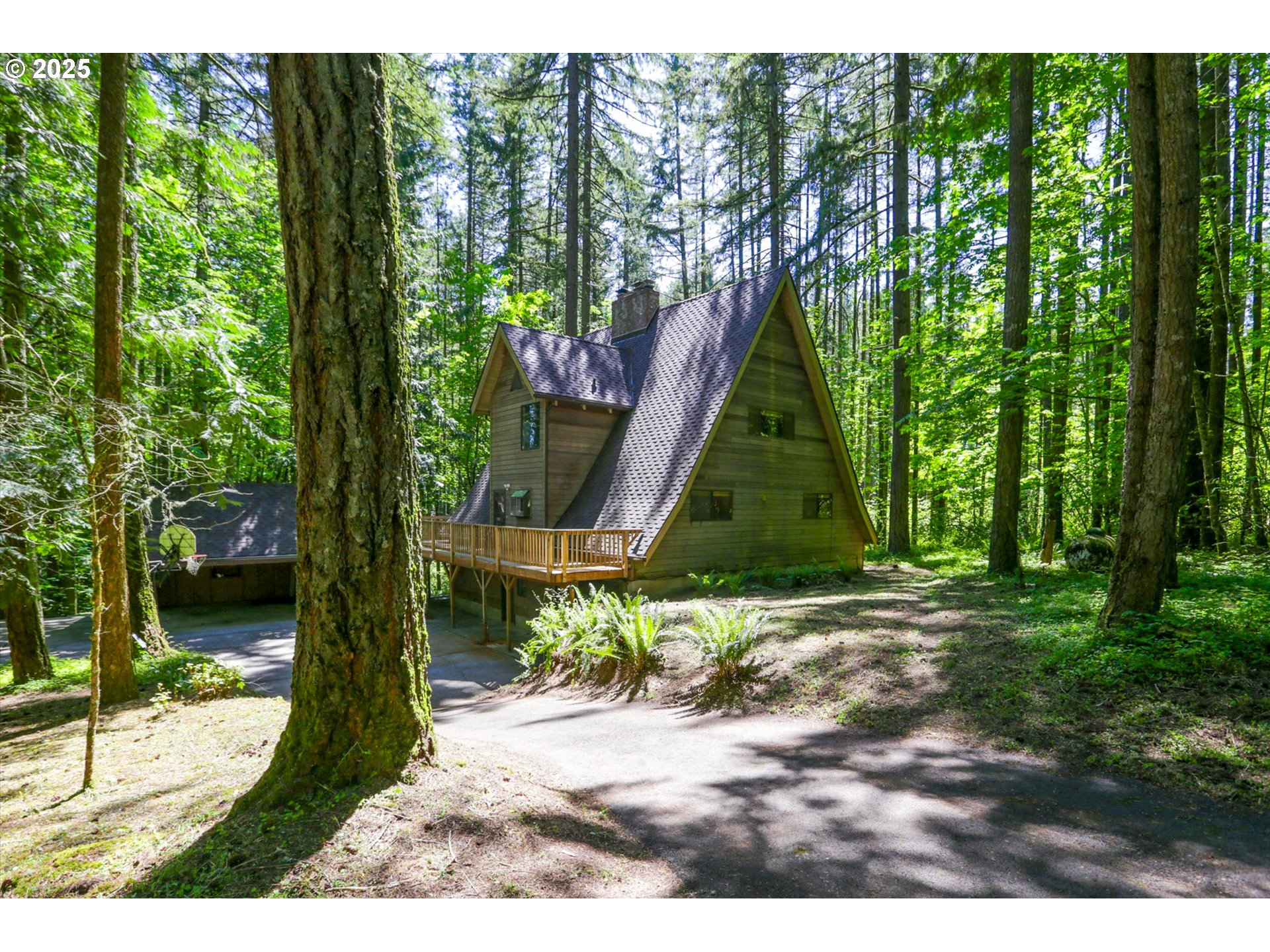 18020 Southwest Neugebauer Road Hillsboro, OR 97123 - Photo 1 of 45 Gallery Image 1