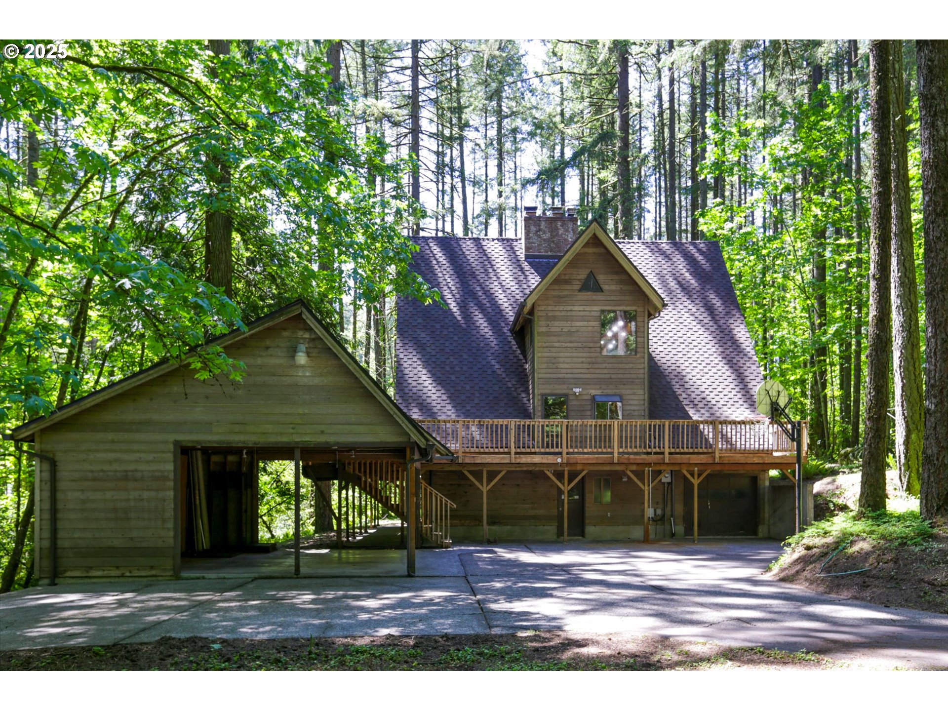 18020 Southwest Neugebauer Road Hillsboro, OR 97123 - Photo 2 of 45 Gallery Image 2