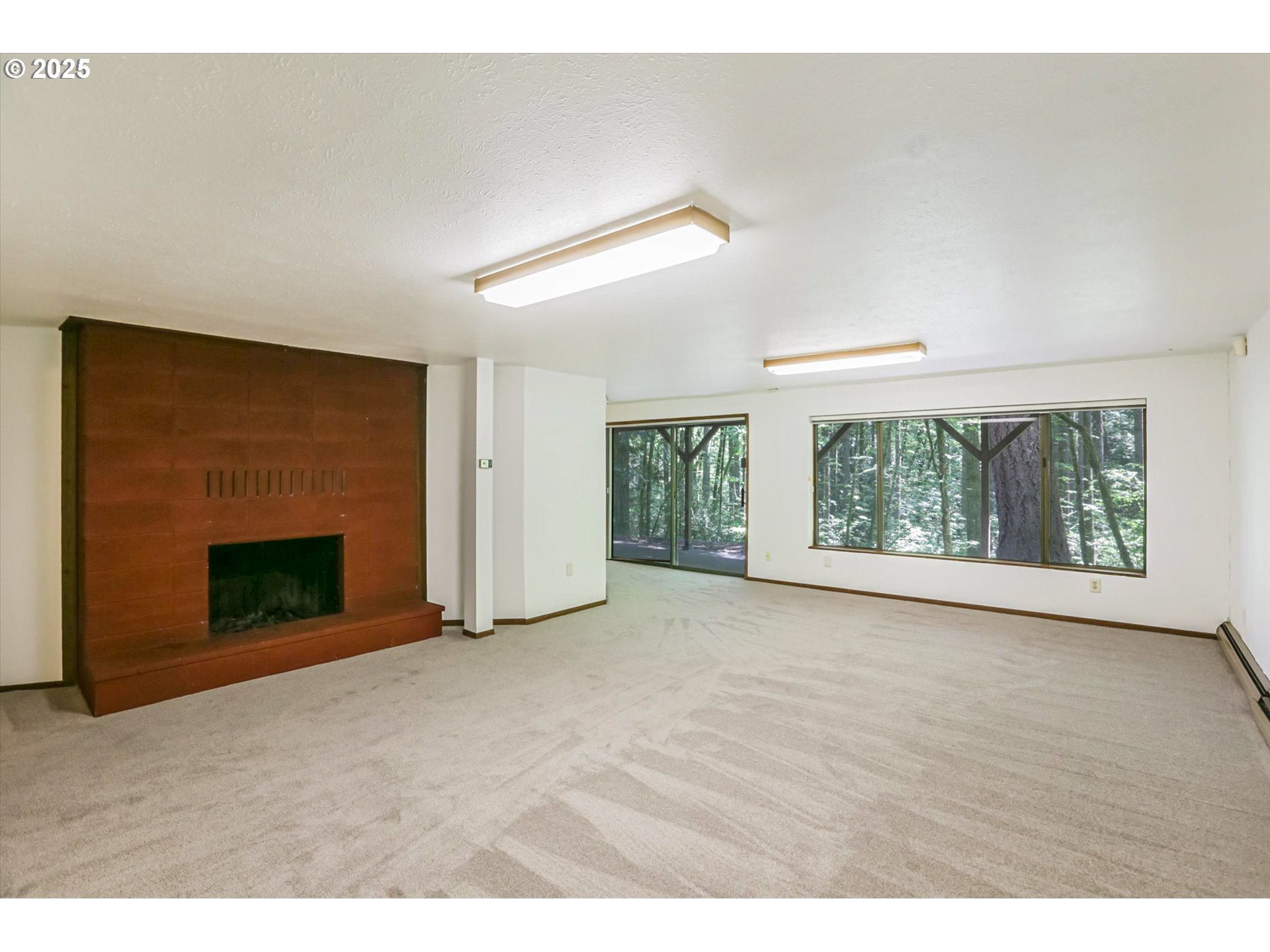 18020 Southwest Neugebauer Road Hillsboro, OR 97123 - Photo 31 of 45 Staircase