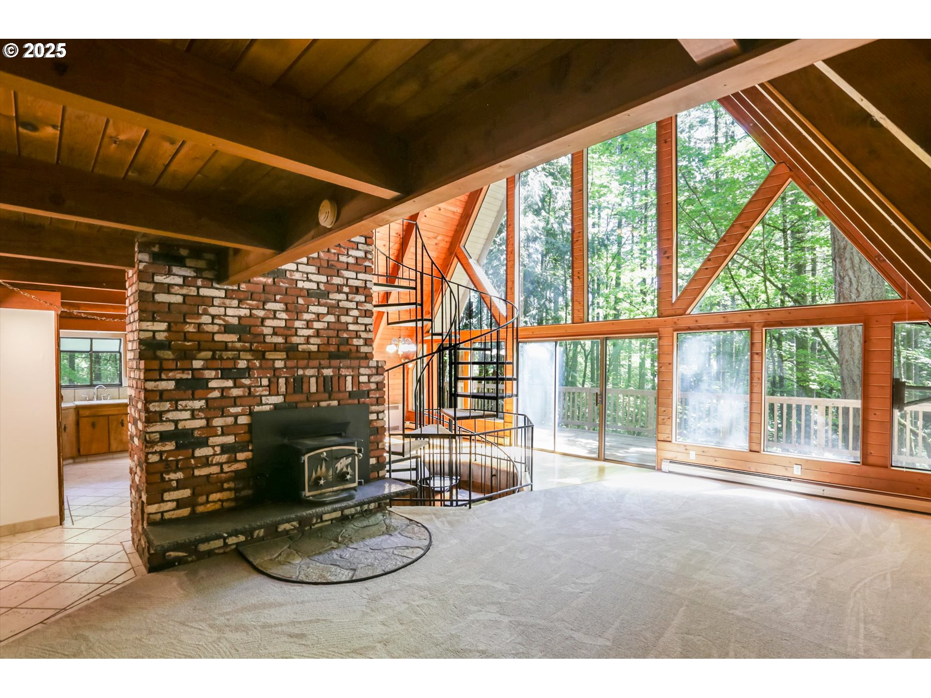 18020 Southwest Neugebauer Road Hillsboro, OR 97123 - Photo 6 of 45 Gallery Image 6