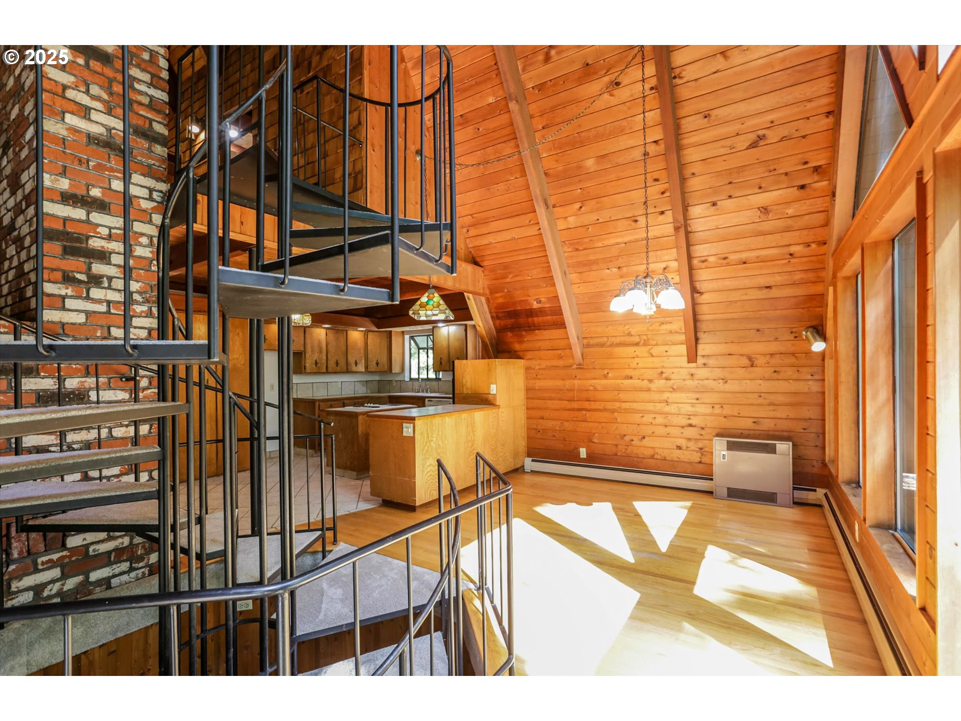 18020 Southwest Neugebauer Road Hillsboro, OR 97123 - Photo 10 of 45 Gallery Image 10