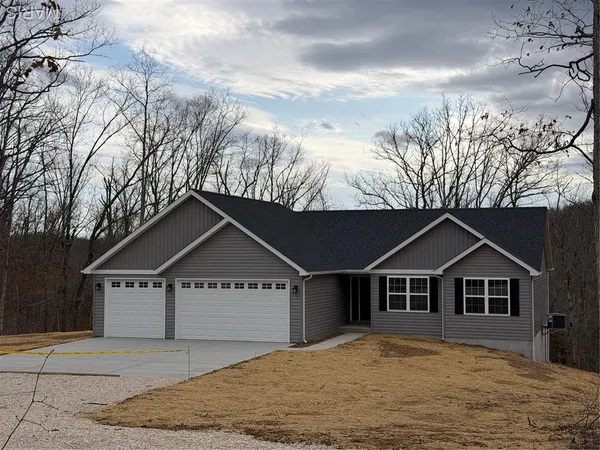 $449,900 | 25580 Chaparral, Warrenton, MO 63383