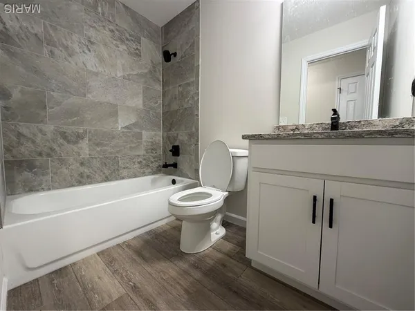 $449,900 | 25580 Chaparral, Warrenton, MO 63383