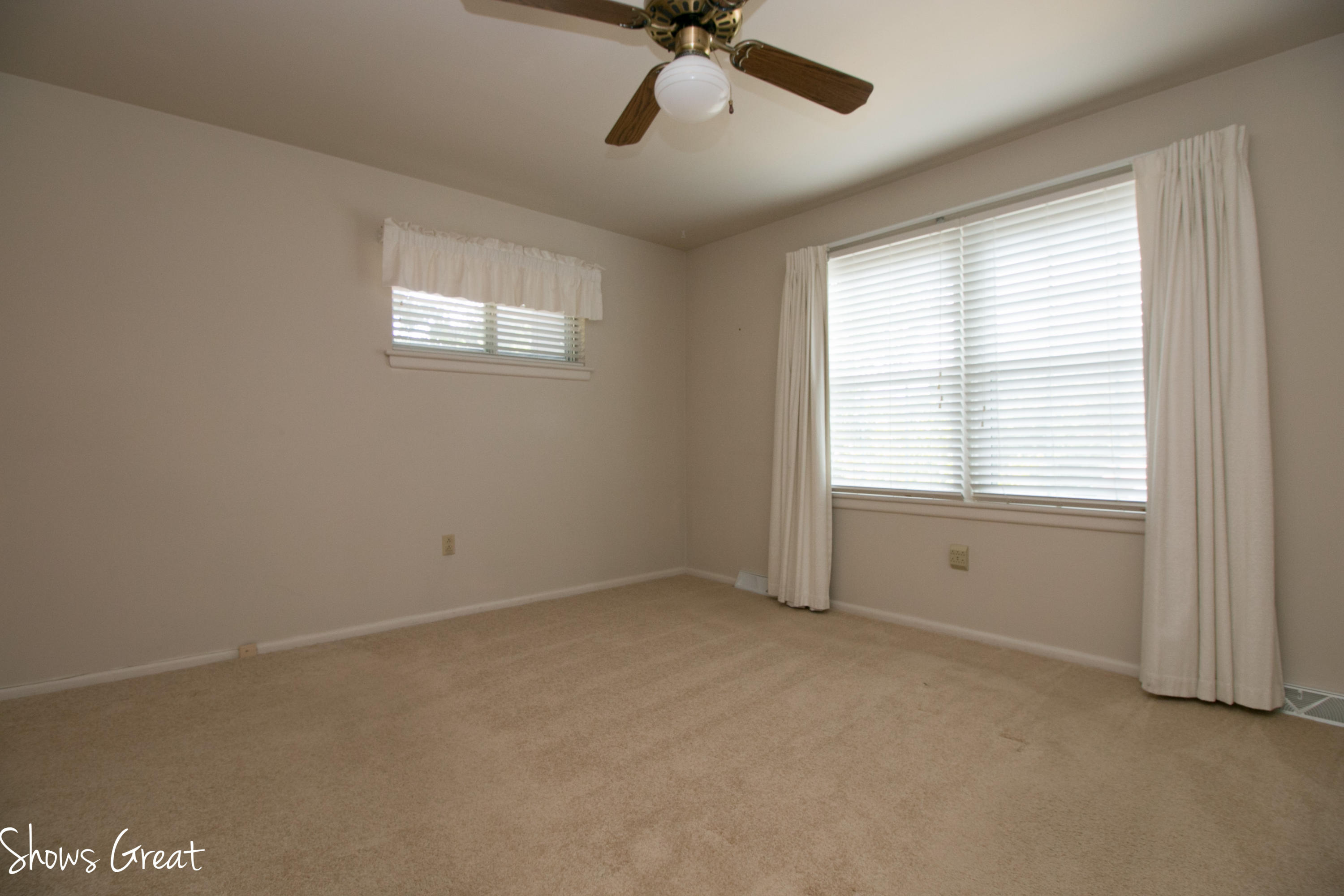 3529 Meadowlark Road Roanoke, VA 24018 - Photo 9 of 25 IMG_8098