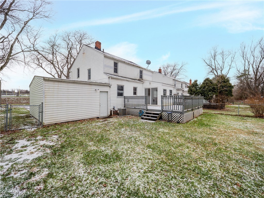 4907 Farnhurst Road Cleveland, OH 44124 - Photo 33 of 33