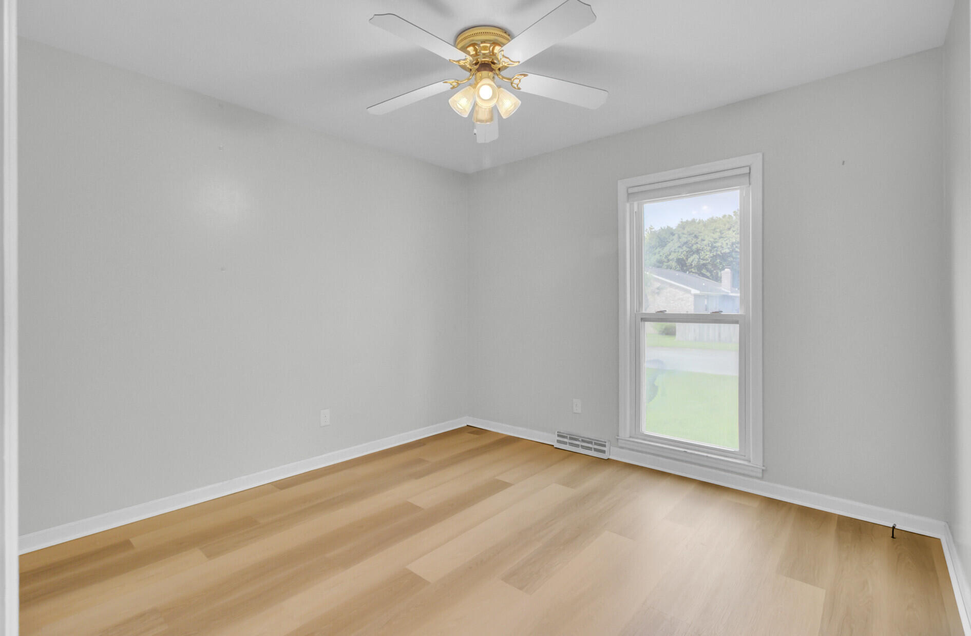 304 Kershaw Road Summerville, SC 29486 - Photo 23 of 39 26_26_mls