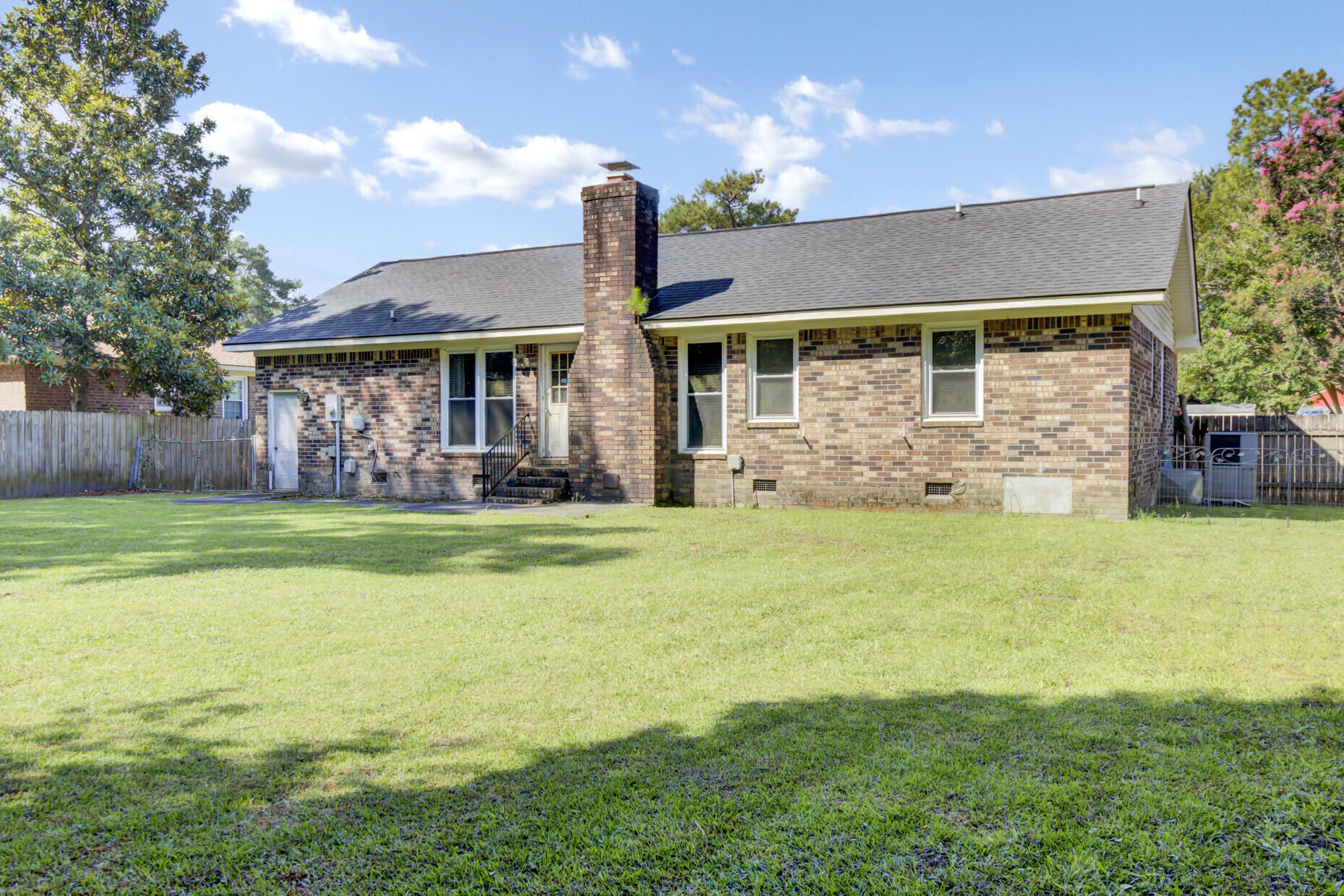304 Kershaw Road Summerville, SC 29486 - Photo 34 of 39 32_32_mls