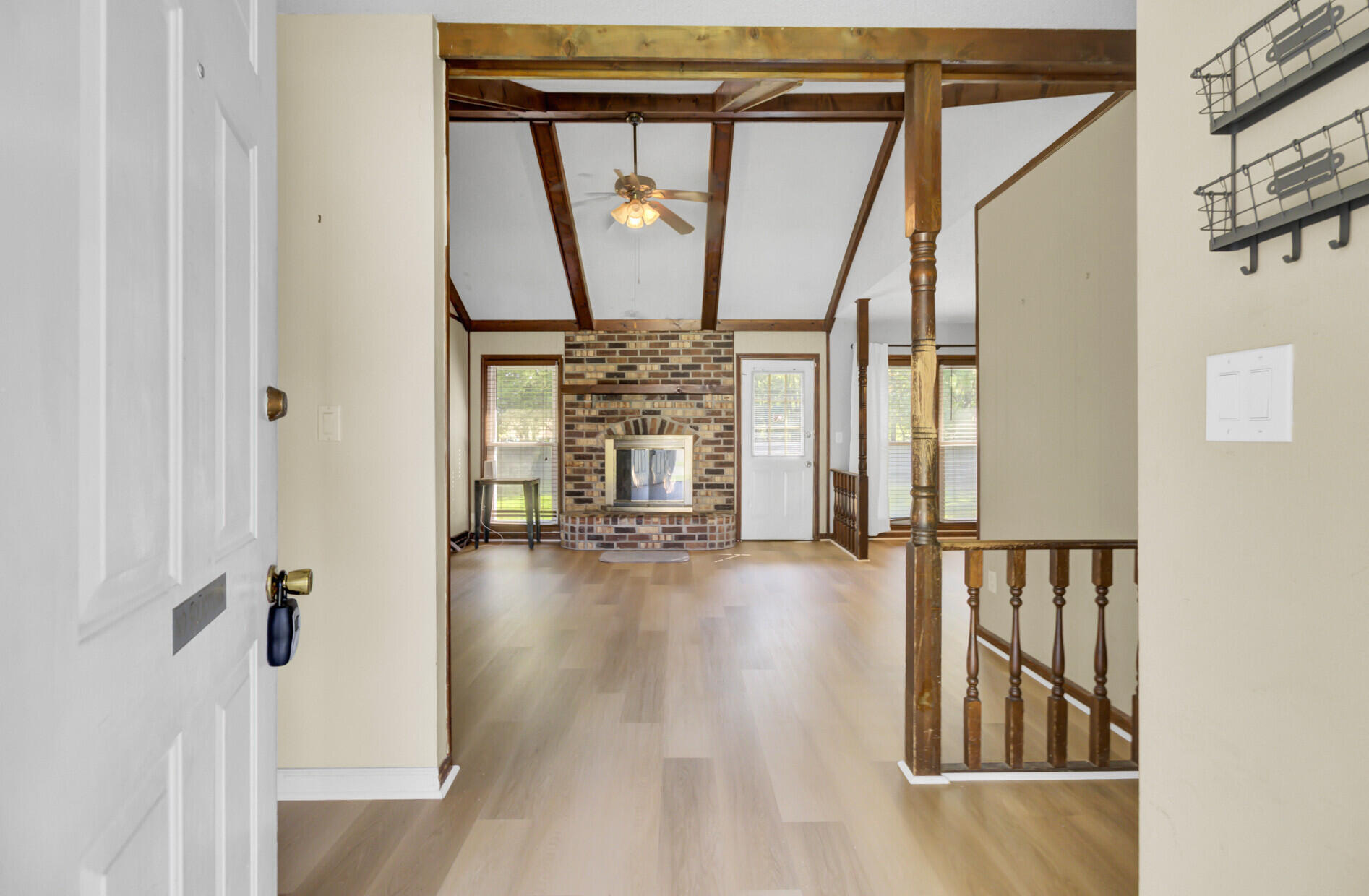 304 Kershaw Road Summerville, SC 29486 - Photo 9 of 39 05_5_mls