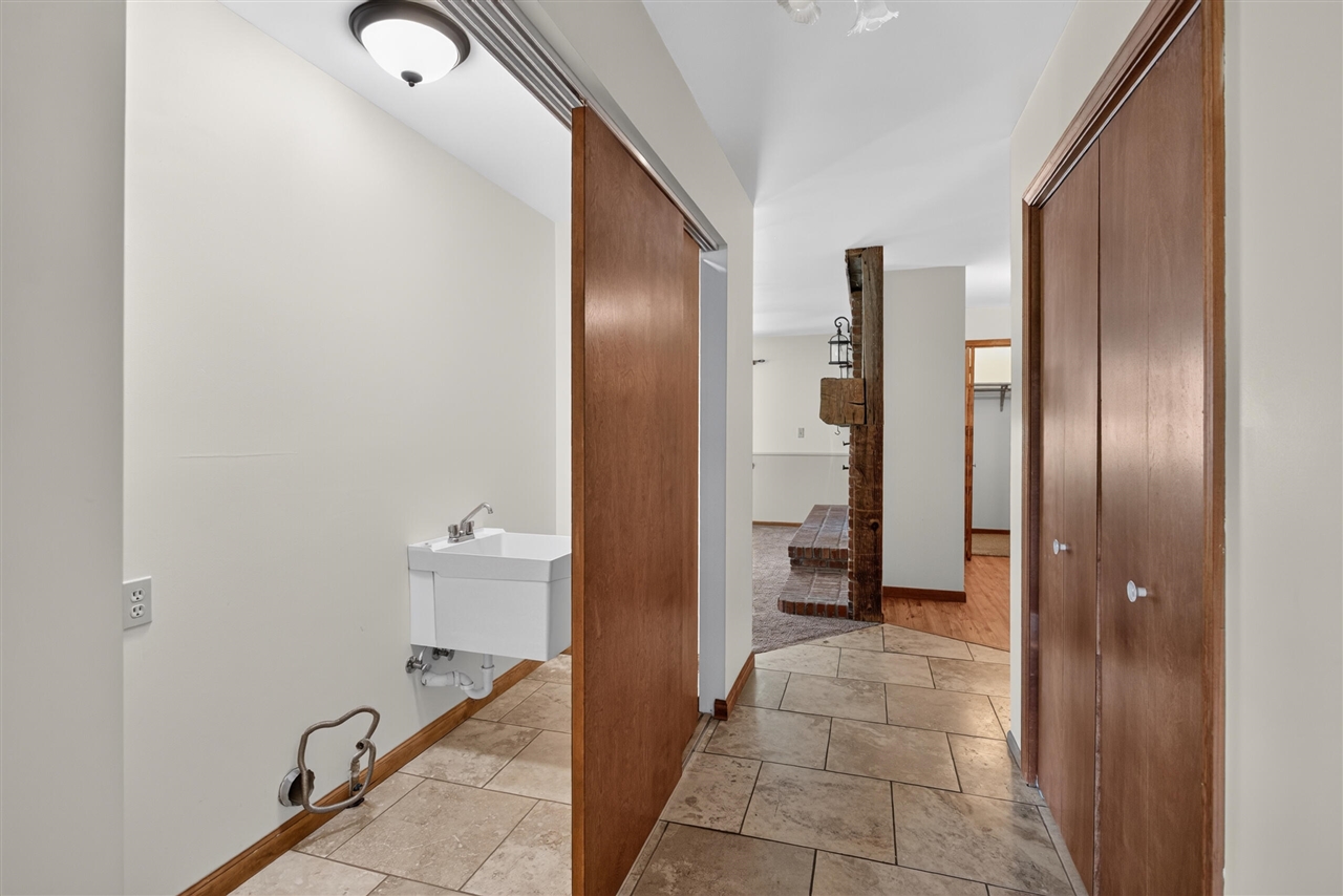 4001 Hoyer Road Jackson, MI 49201 - Photo 27 of 95 Gallery Image 27