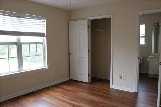 $2,350 | 910 Brushy Creek Court, Suwanee, GA 30024