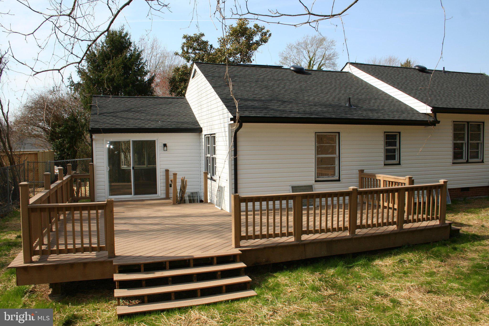 105 Calvert Towne Road Prince Frederick, MD 20678 - Photo 3 of 32