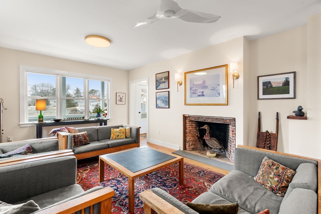 6 River Road Gloucester, MA 01930 - Photo 5 of 30