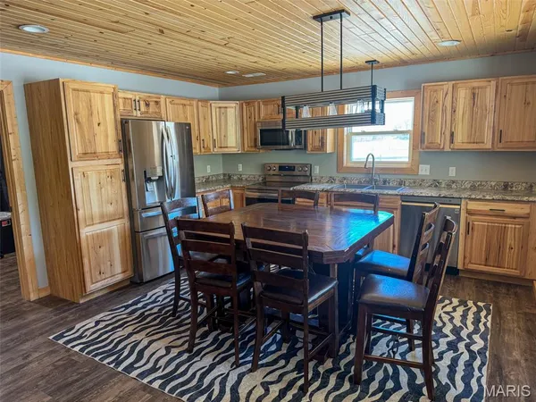 $495,000 | 3503 Pcr 616, Perryville, MO 63775