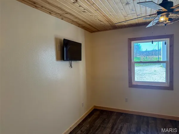 $495,000 | 3503 Pcr 616, Perryville, MO 63775