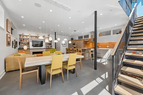 $6,500 | 5945 North Magnolia Avenue, Unit 101, Chicago, IL 60660