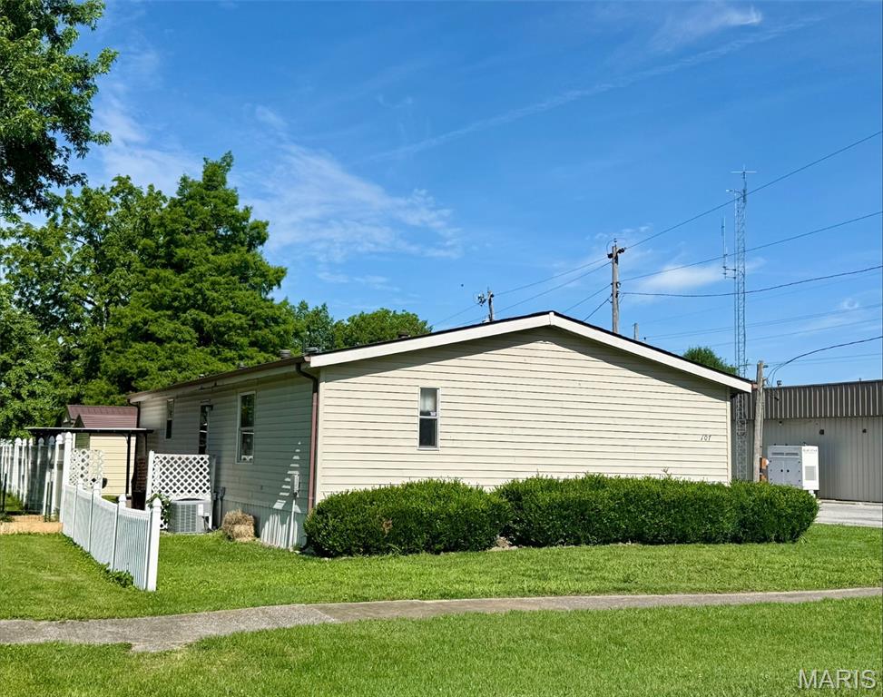 107 South 3rd Street Baldwin, IL 62217 - Photo 4 of 18