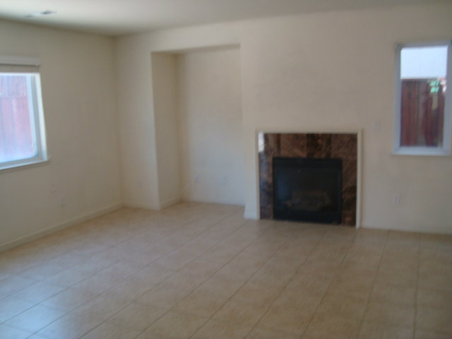1055 San Rafael Soledad, CA 93960 - Photo 3 of 20 Gallery Image 3