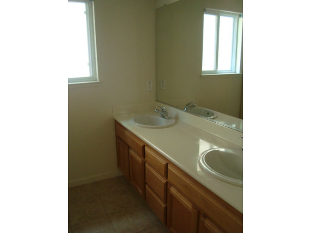 1055 San Rafael Soledad, CA 93960 - Photo 10 of 20 Gallery Image 10
