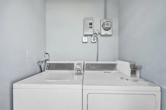 $2,295 | 704 Northeast 23rd Avenue, Unit 2, Pompano Beach, FL 33062