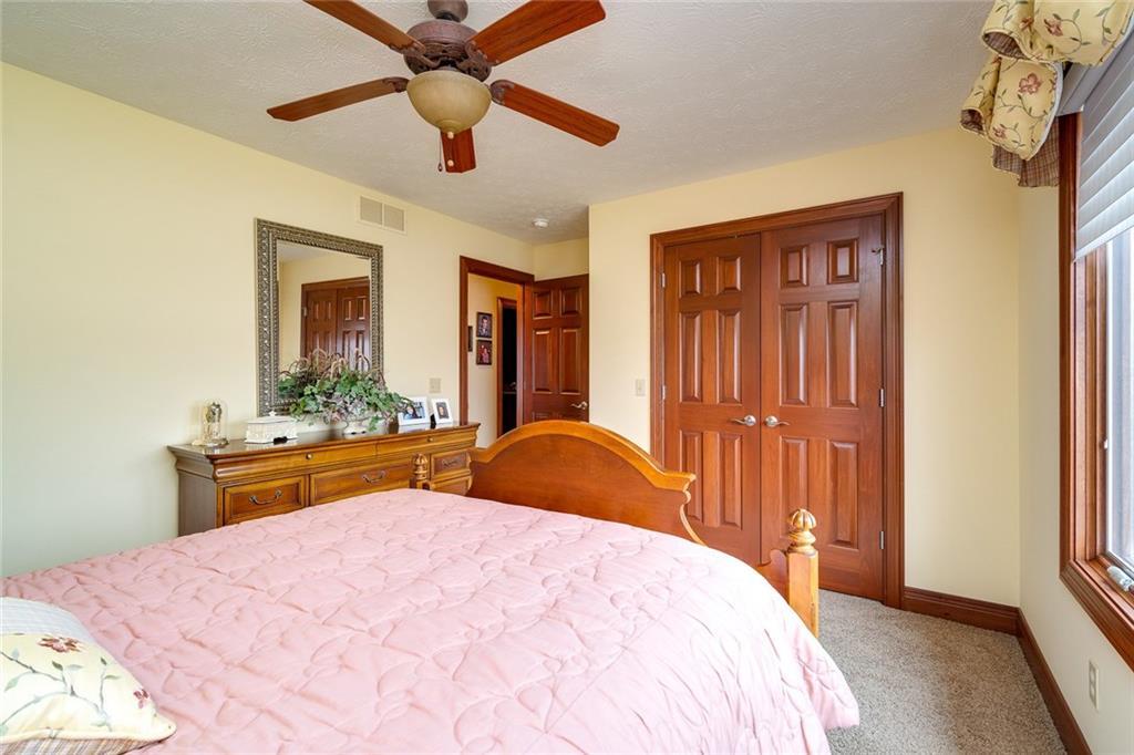 1481 Kingsgate Road Springfield, OH 45503 - Photo 18 of 39