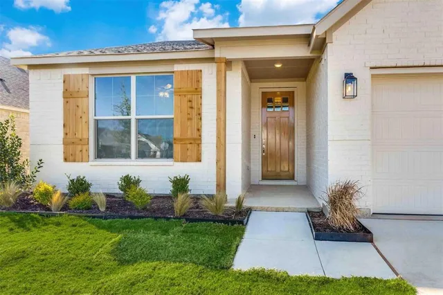 $419,000 | 2716 Glasgow Way, Denton, TX 76207