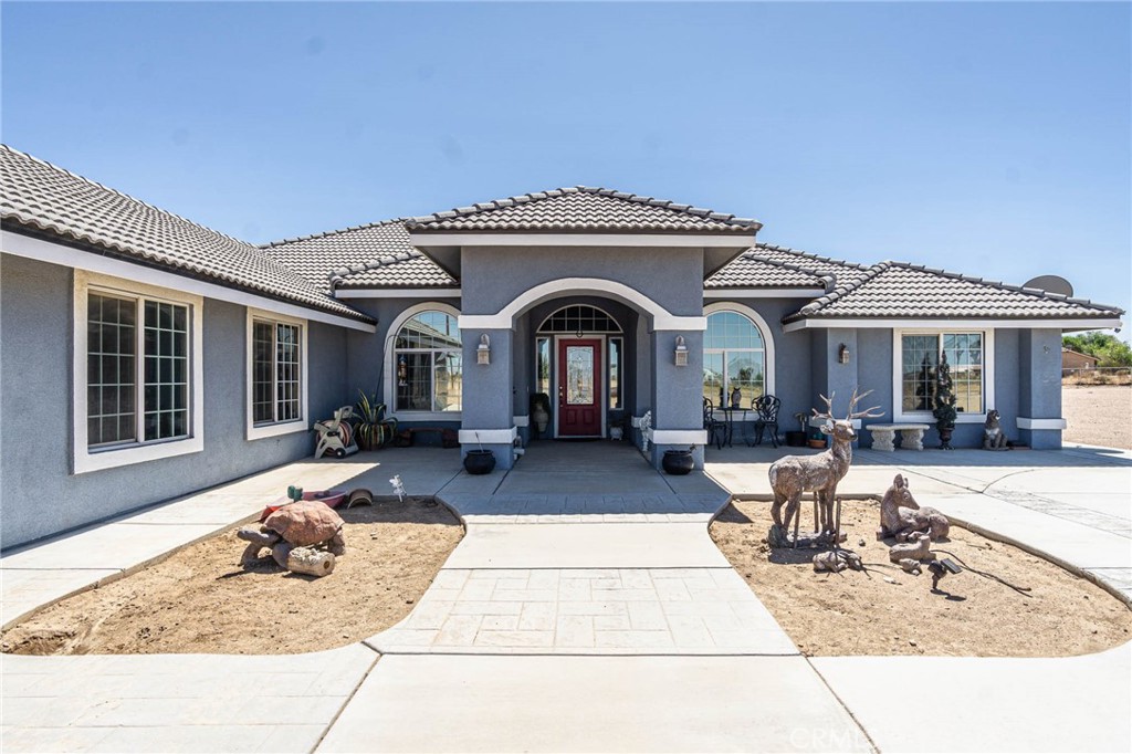 9735 Elsinore Road Oak Hills, CA 92344 - Photo 1 of 1 Gallery Image 1