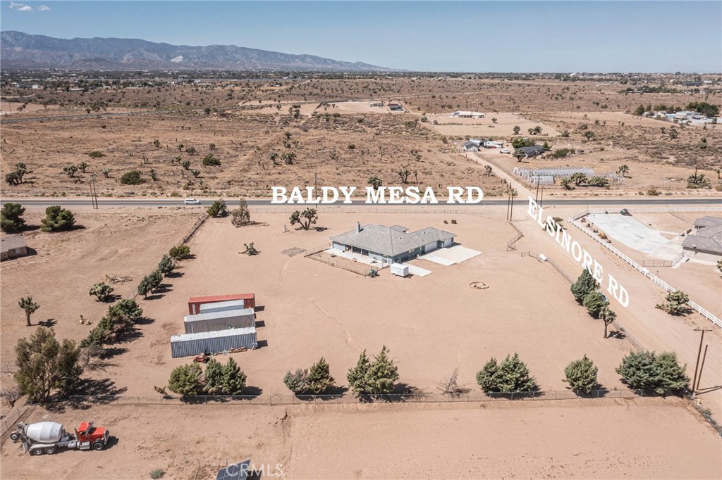 9735 Elsinore Road Oak Hills, CA 92344 - Photo 37 of 64