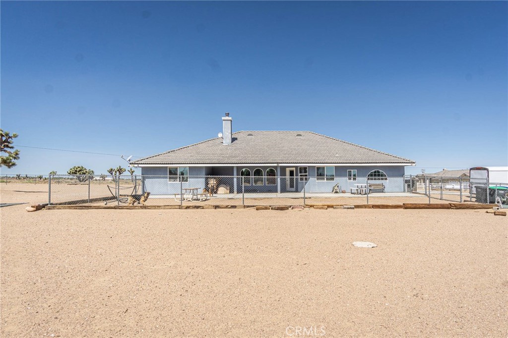 9735 Elsinore Road Oak Hills, CA 92344 - Photo 54 of 64