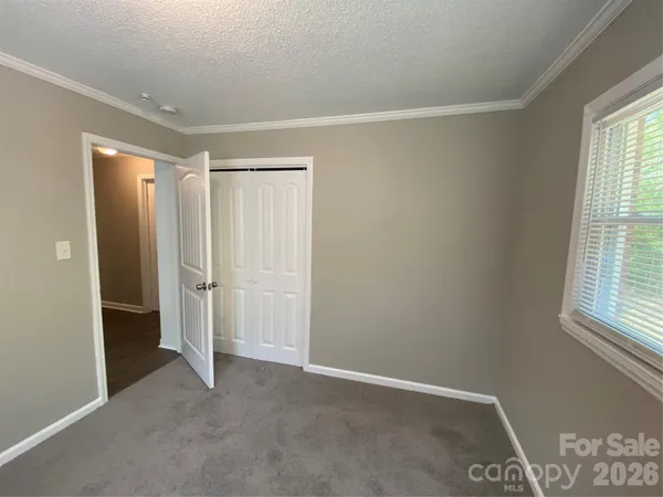 $299,999 | 102 McDowell Avenue, Great Falls, SC 29055