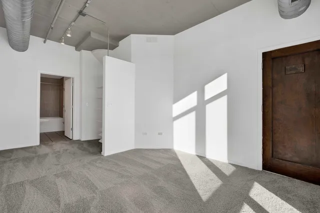 $270,000 | 1525 South Sangamon Street, Unit 610, Chicago, IL 60608