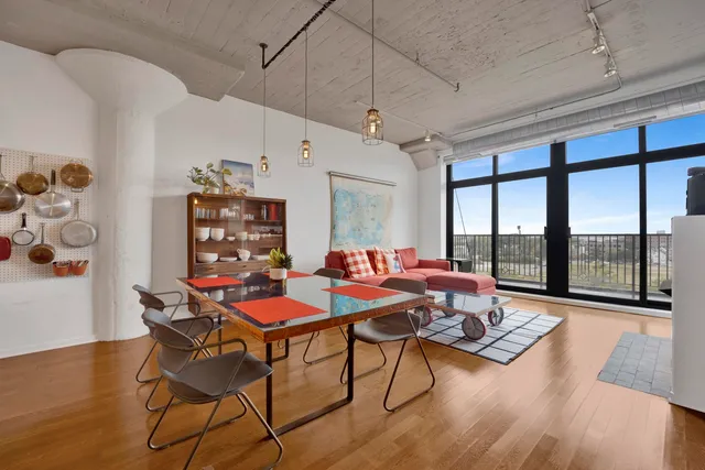 $270,000 | 1525 South Sangamon Street, Unit 610, Chicago, IL 60608