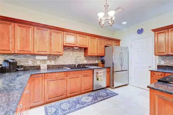 $5,000 | 300 Capri Boulevard, Unit 8, Treasure Island, FL 33706