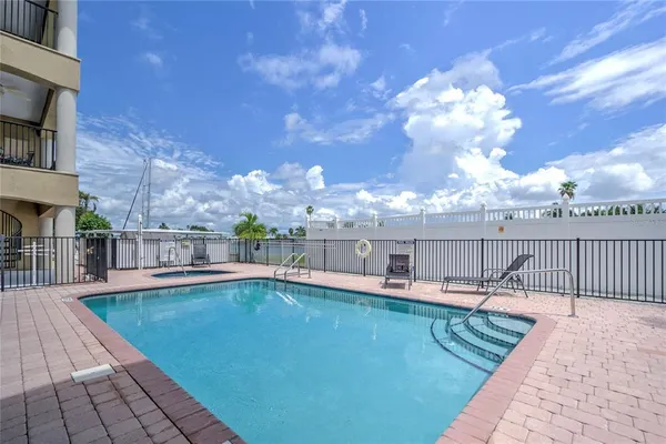 $5,000 | 300 Capri Boulevard, Unit 8, Treasure Island, FL 33706