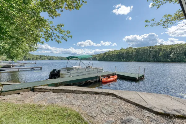 $590,000 | 213 Lakeview Drive, Colchester, CT 06415